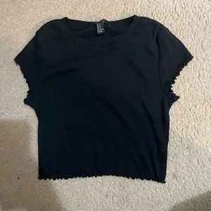 black ruffle t-shirt crop top (fitted)